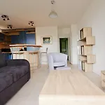 70 M2 Avec Balcons Et Parking