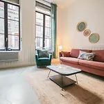 Heart Of The Old Town - Loft Style Ap