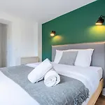 One-Bedroom Apartment In Old Lille