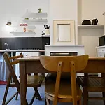 Maisonnette Atypique Dans Le Vieux Lille