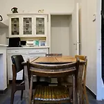 Maisonnette Atypique Dans Le Vieux Lille