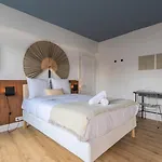 Renovated 3-Bedroom Flat On The Grand Place