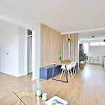 Superb 1Br Flat On The Bois Blancs District