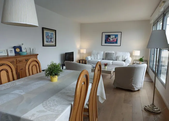 Suite Molinel
