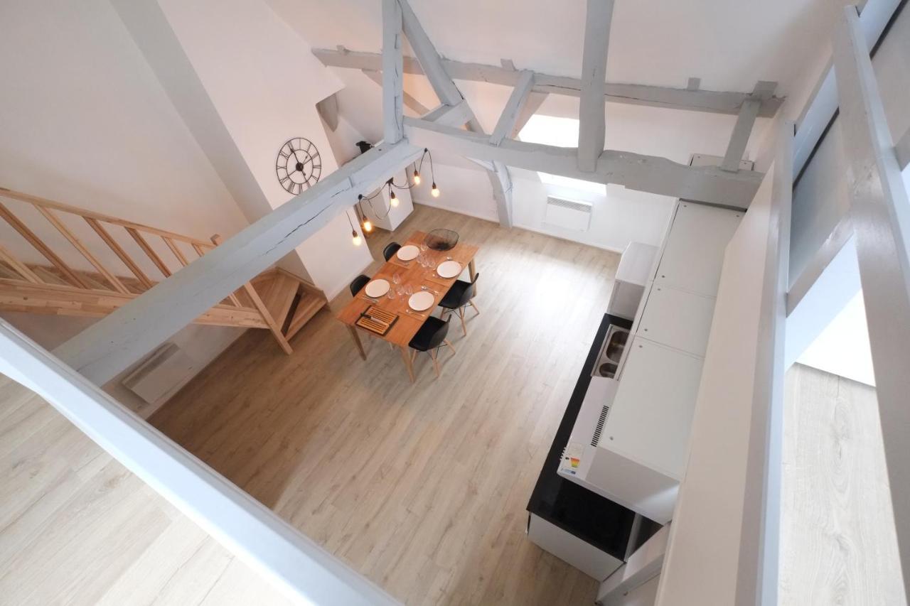Standing Vieux Appartement *