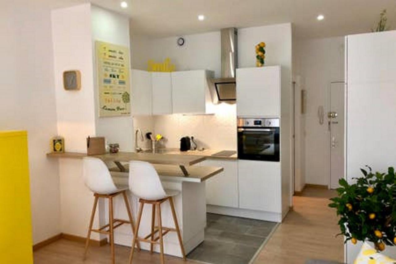 Apartment Yellow Lemon Tree - Centre - Parking *
