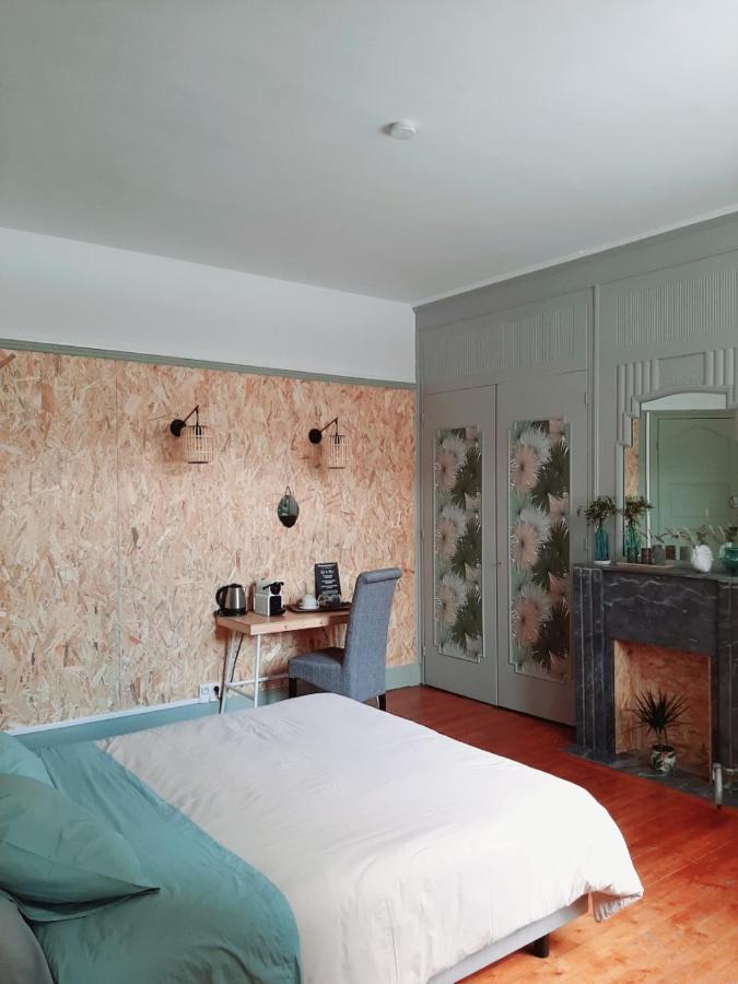 La 30 Bed & Breakfast *