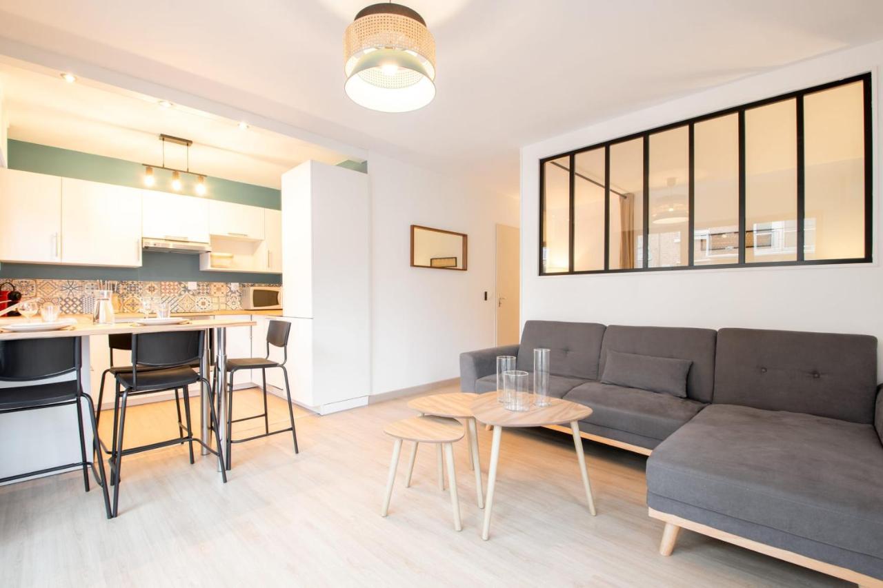 Cormontaigne - Beautiful Bright And Equipped Parking ! Rijsel
