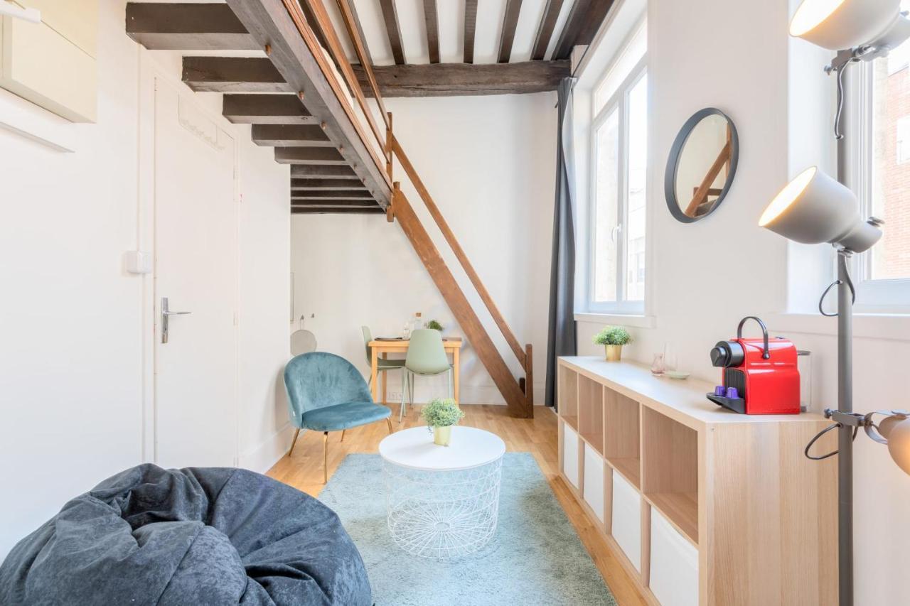 Centre - Studio Ideally Located ! 2 Pers *