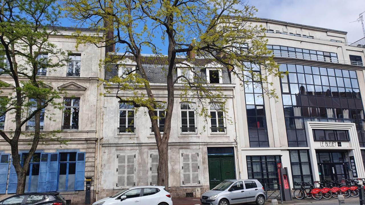 Vieux Porte De Gand Bienvenue Chez Nestyou,