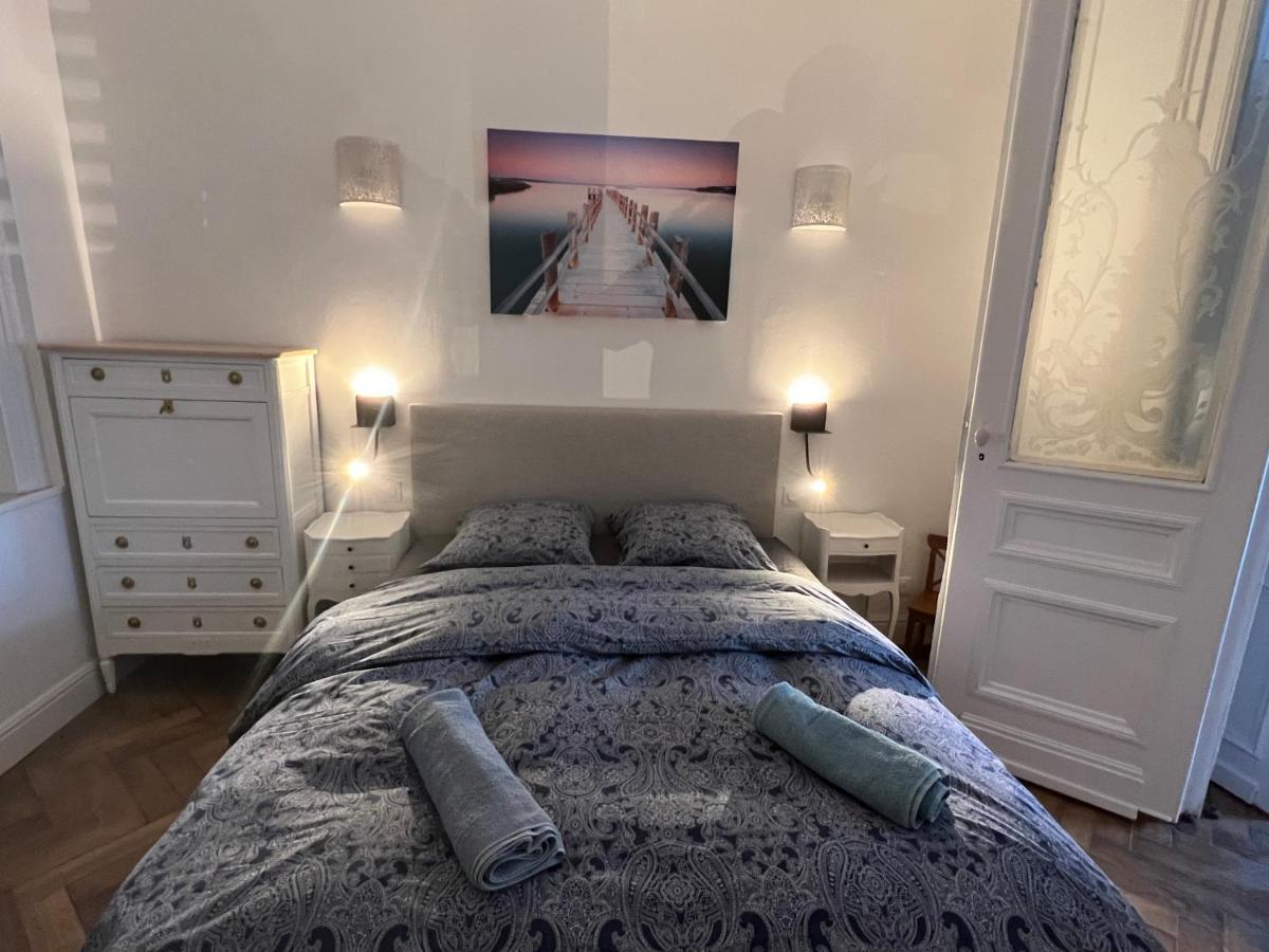La Petite Place De La Porte D'arras Appartement *