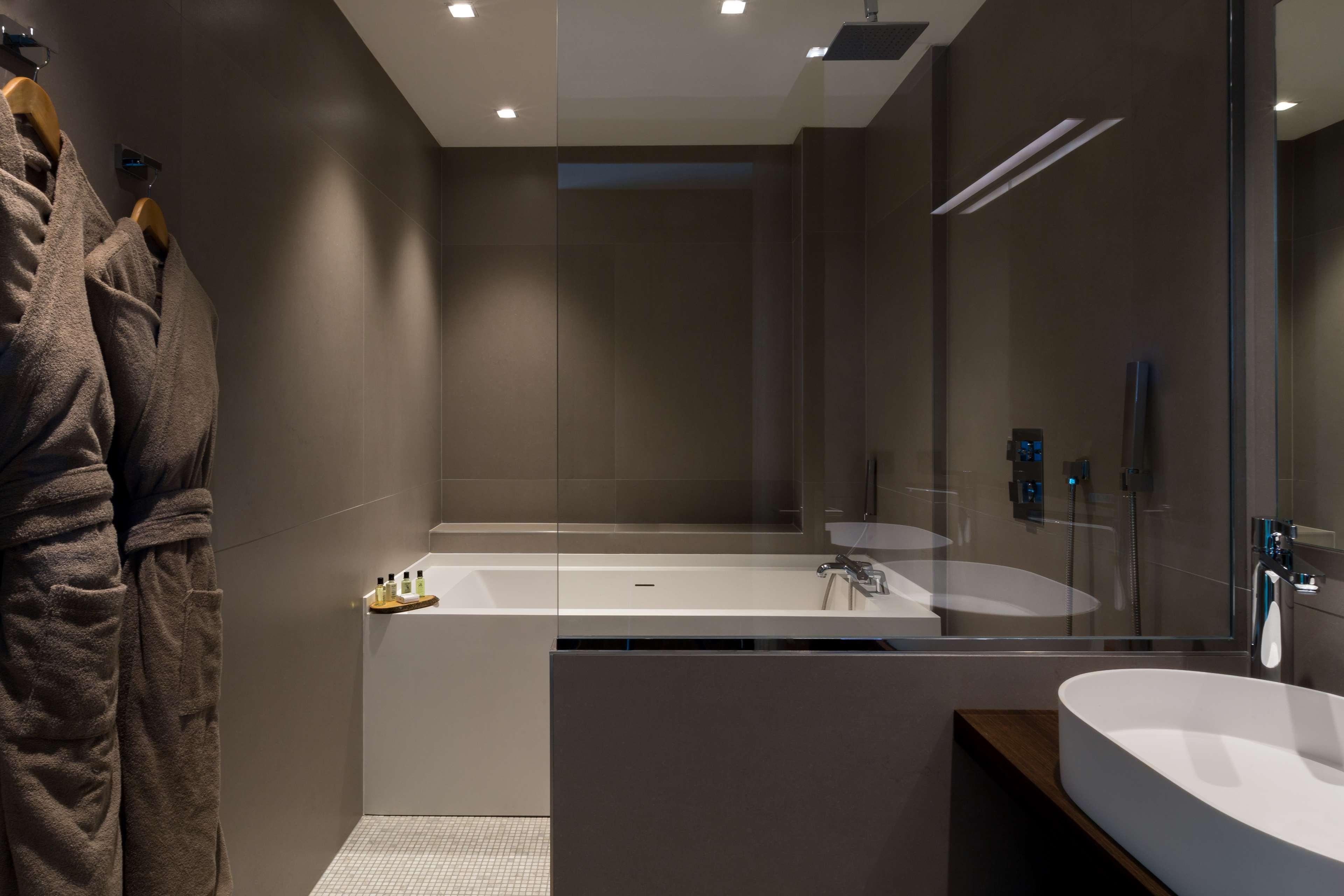L'arbre Voyageur - Bw Premier Collection -