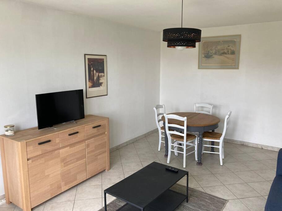Apartment T2 *