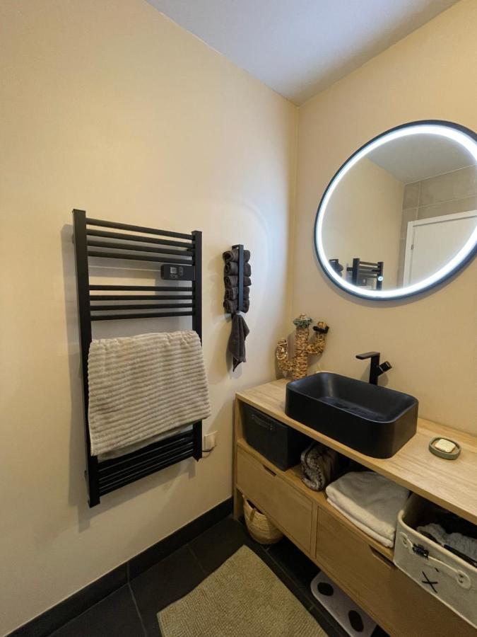 Apartment Cosy 68m2 Lumineux Avec Balcon - Garage Prive *