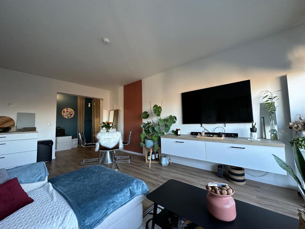 Cosy 68m2 Lumineux Avec Balcon - Garage Prive Apartment
