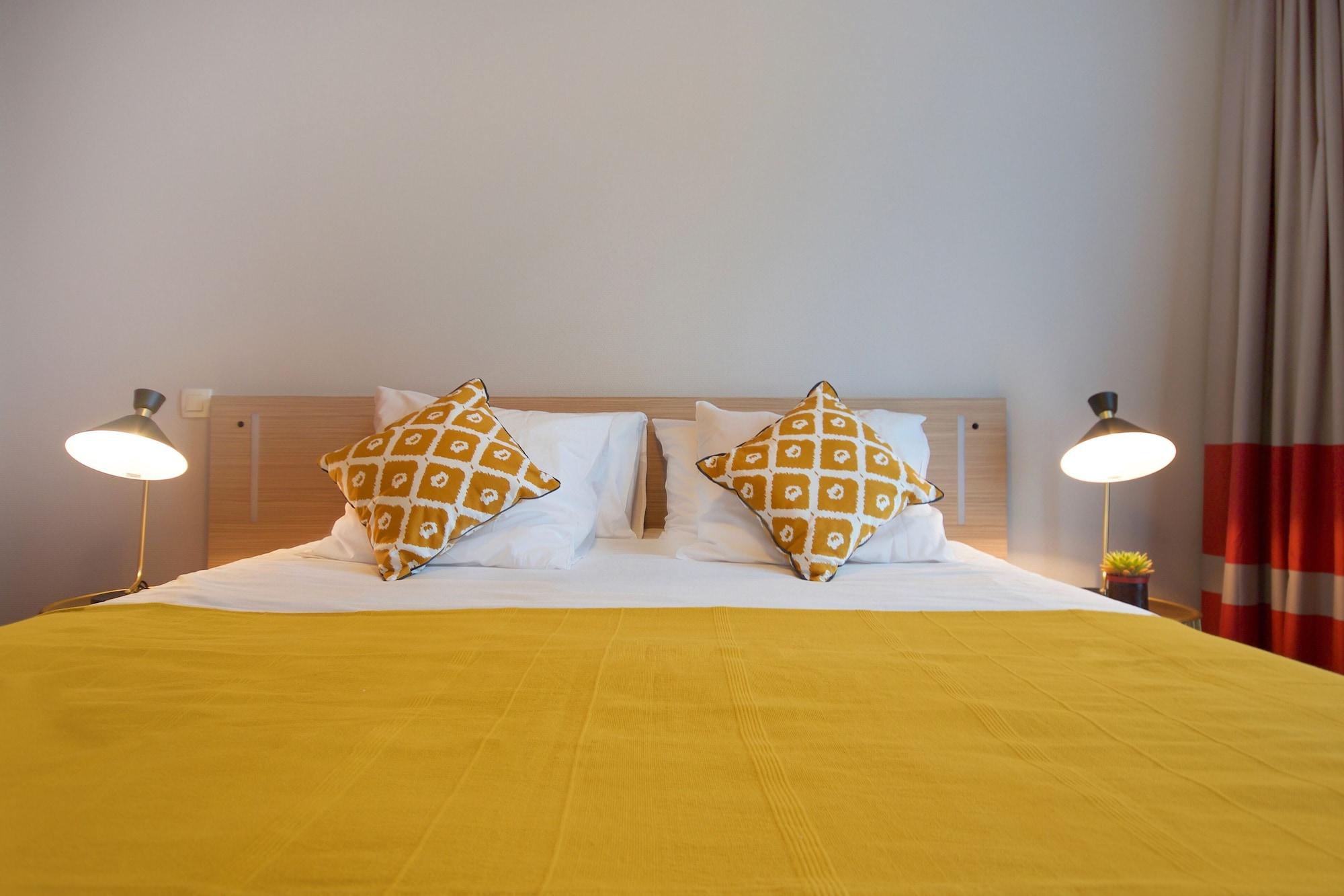 Appart'city Confort Grand Palais Aparthotel
