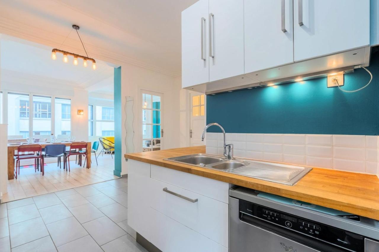 Beautiful With Balcony 4 Bedrooms! Apartment *