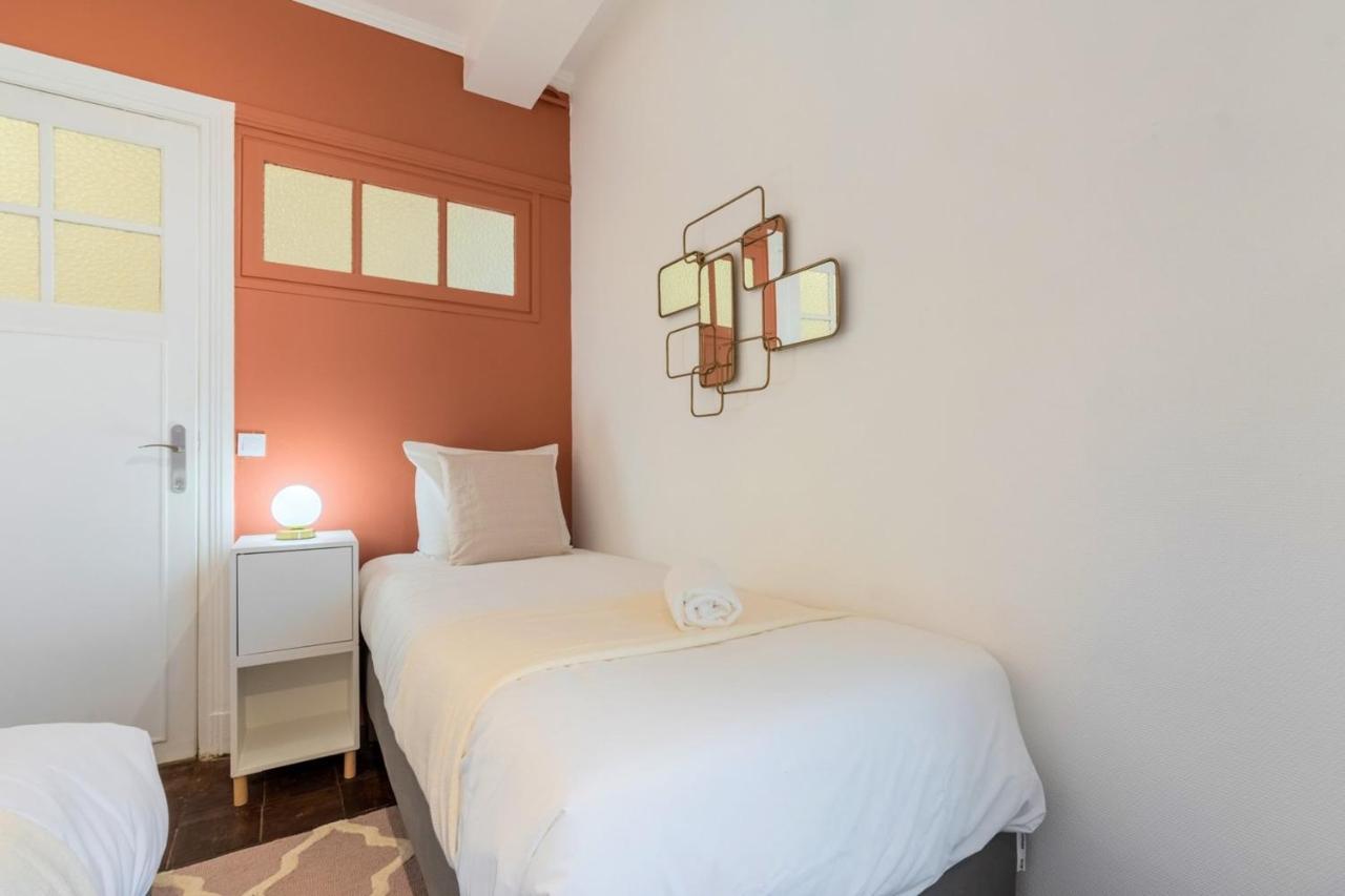 Apartment Beautiful With Balcony 4 Bedrooms!