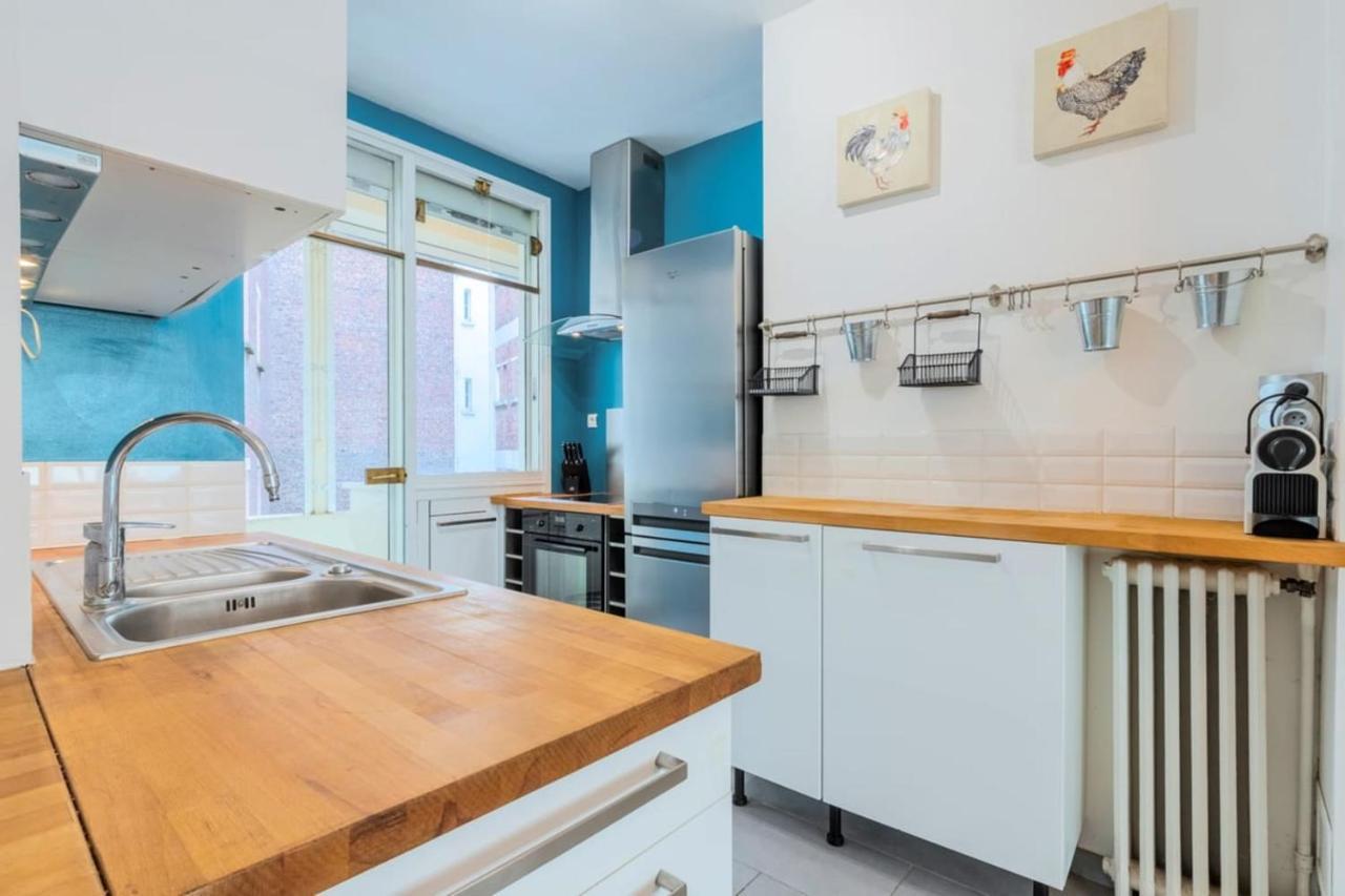 Apartment Beautiful With Balcony 4 Bedrooms! *