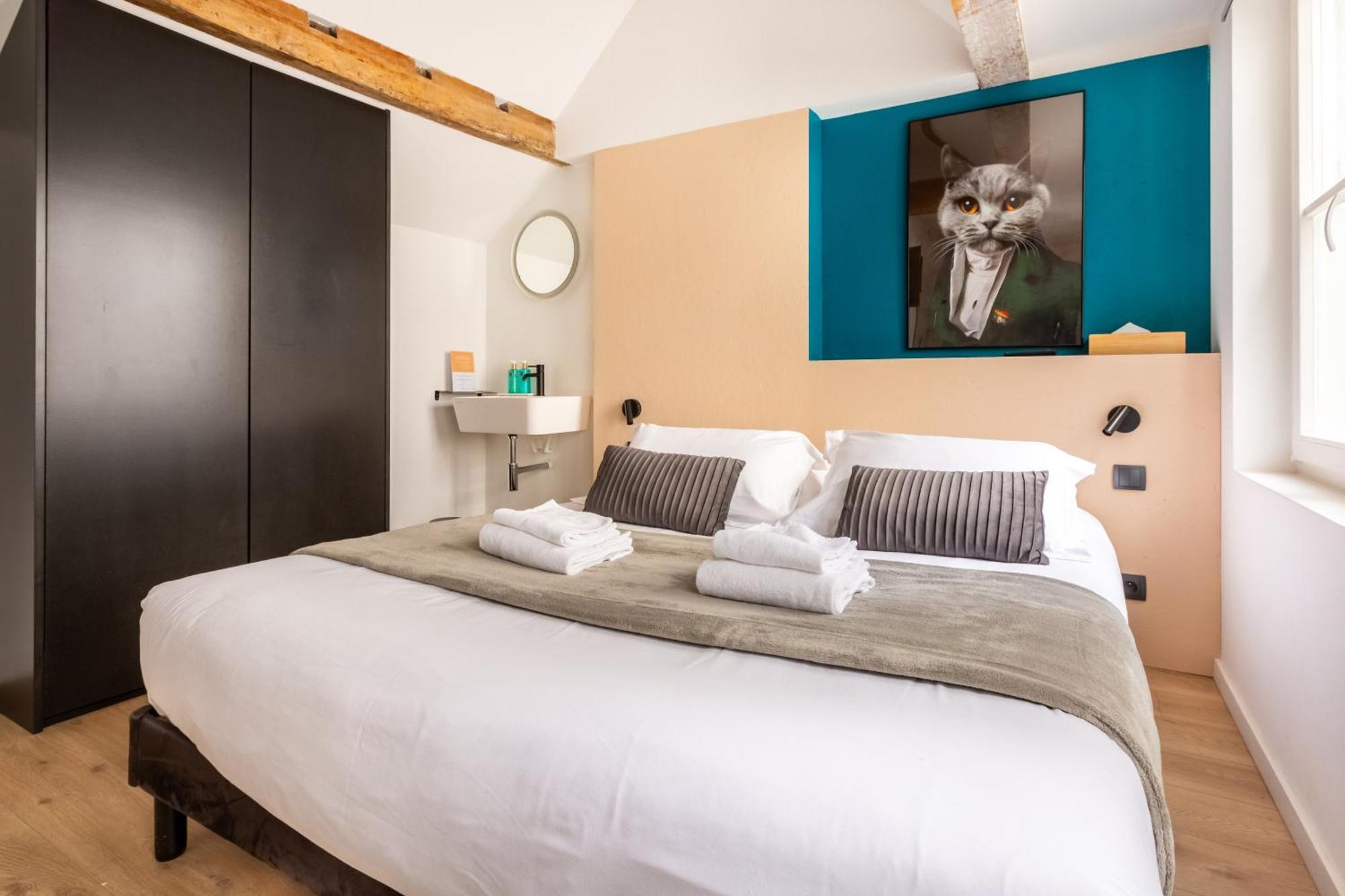 Au Qui Dort - Magasin Apartment