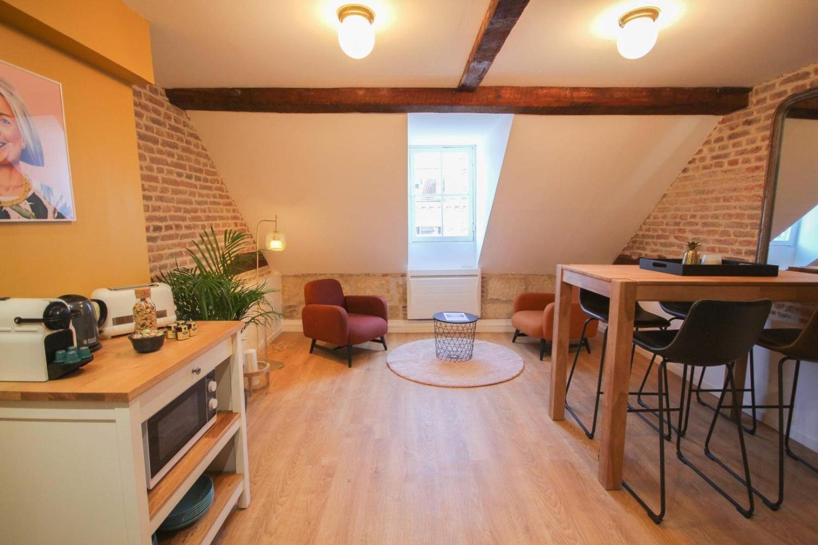 Apartamento Centre - Nice, Cozy And Functional Ap.