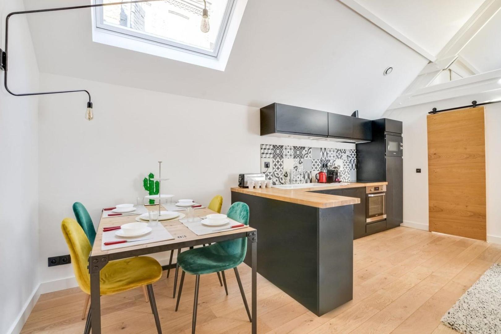 Centre - Superb 60m2 2bed ! Apartment