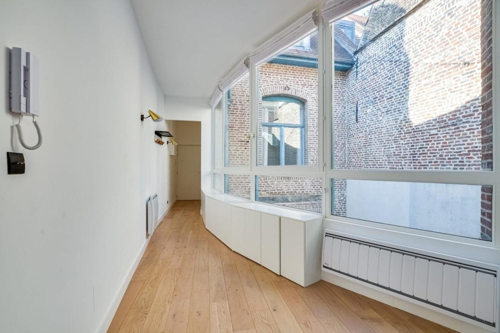 Centre - Superb 60m2 2bed ! *