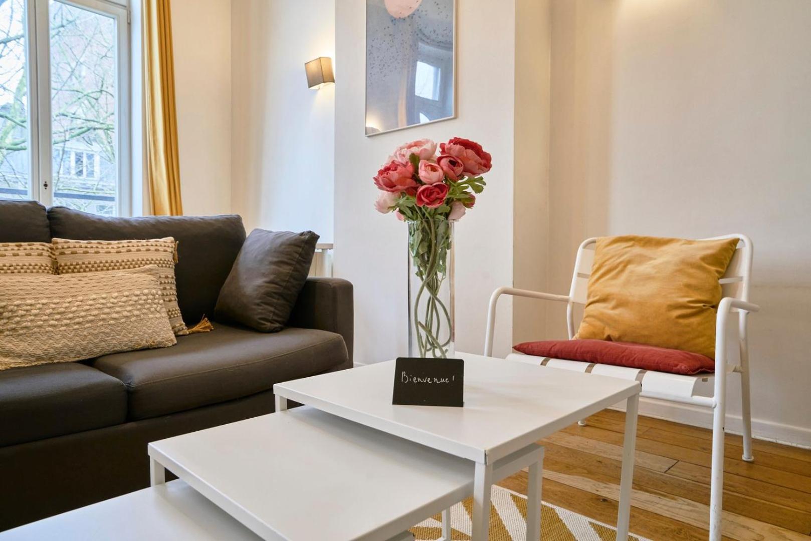 Charming Flats On The Grand Boulevard *