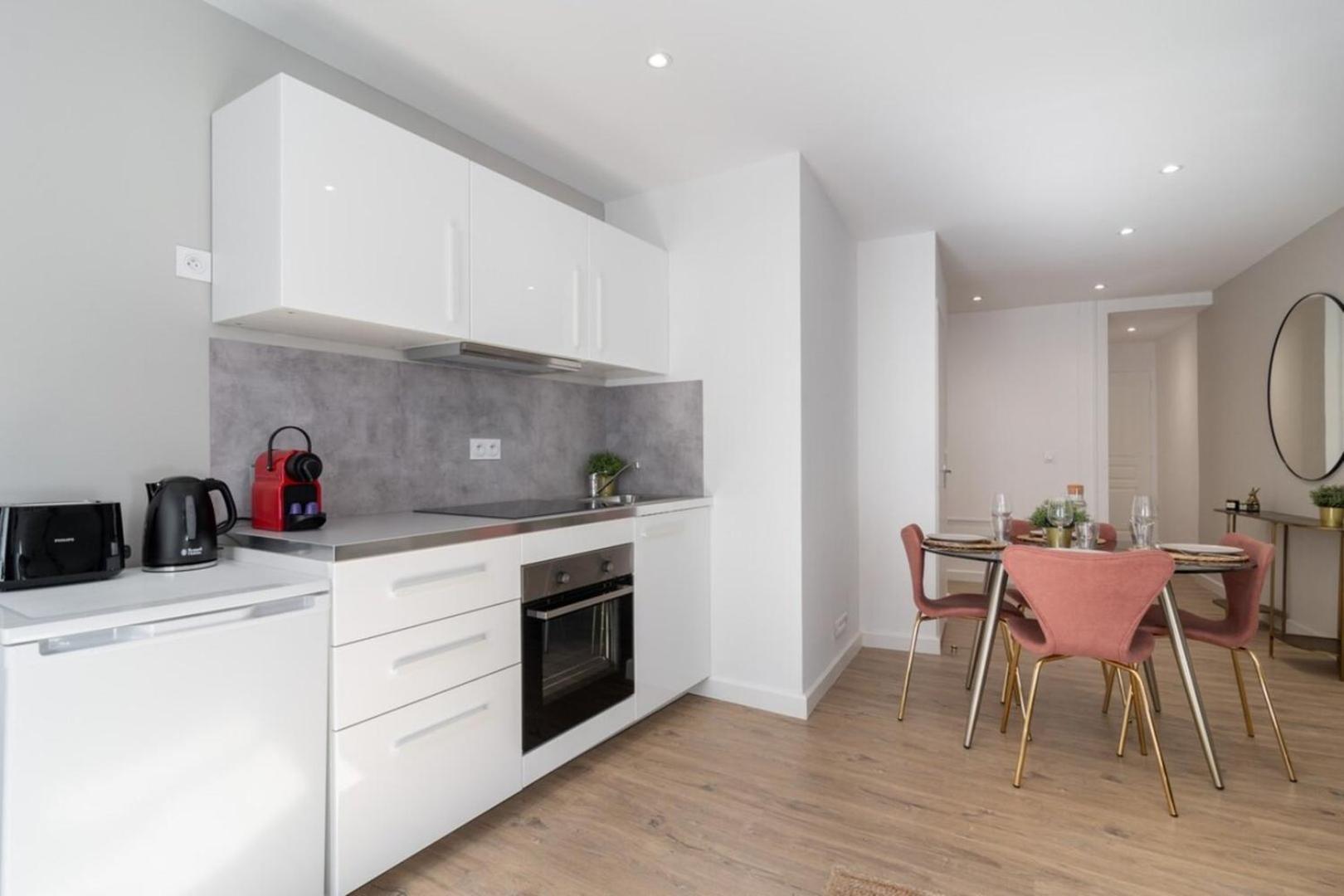 Hypercentre -apartment In Pedestrian Zone * Lille