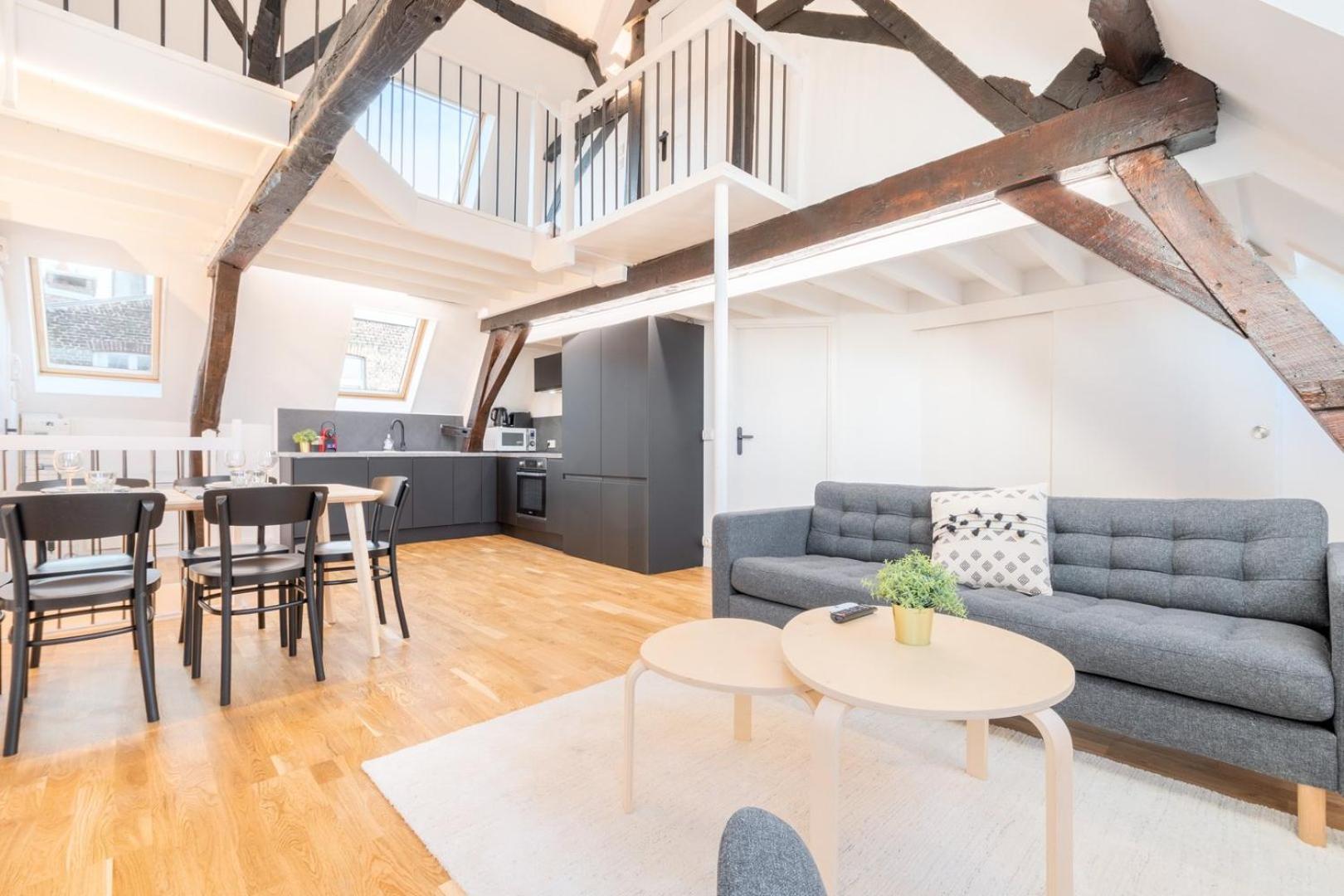 Beautiful On The Grand Place ! 4pers. Apartment *