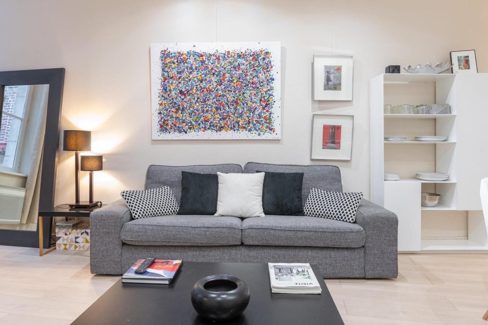 Apartment Old - Superb 2 Bedrooms. *