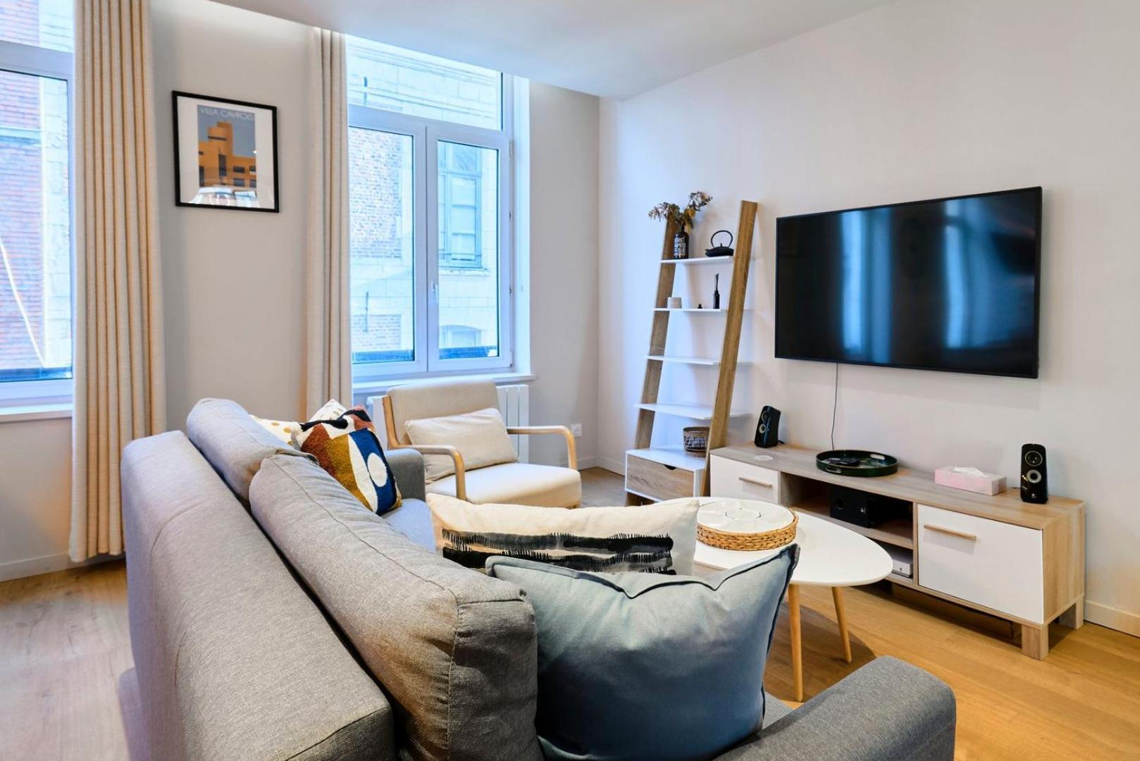 Apartment With Parking In The Heart Of Old Lille