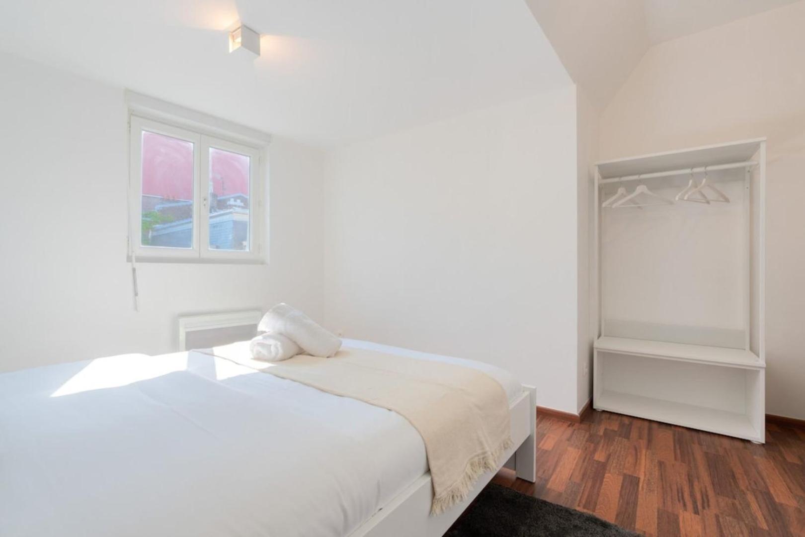Center - 4 Bedroom Duplex Apartment! Apartment Lille