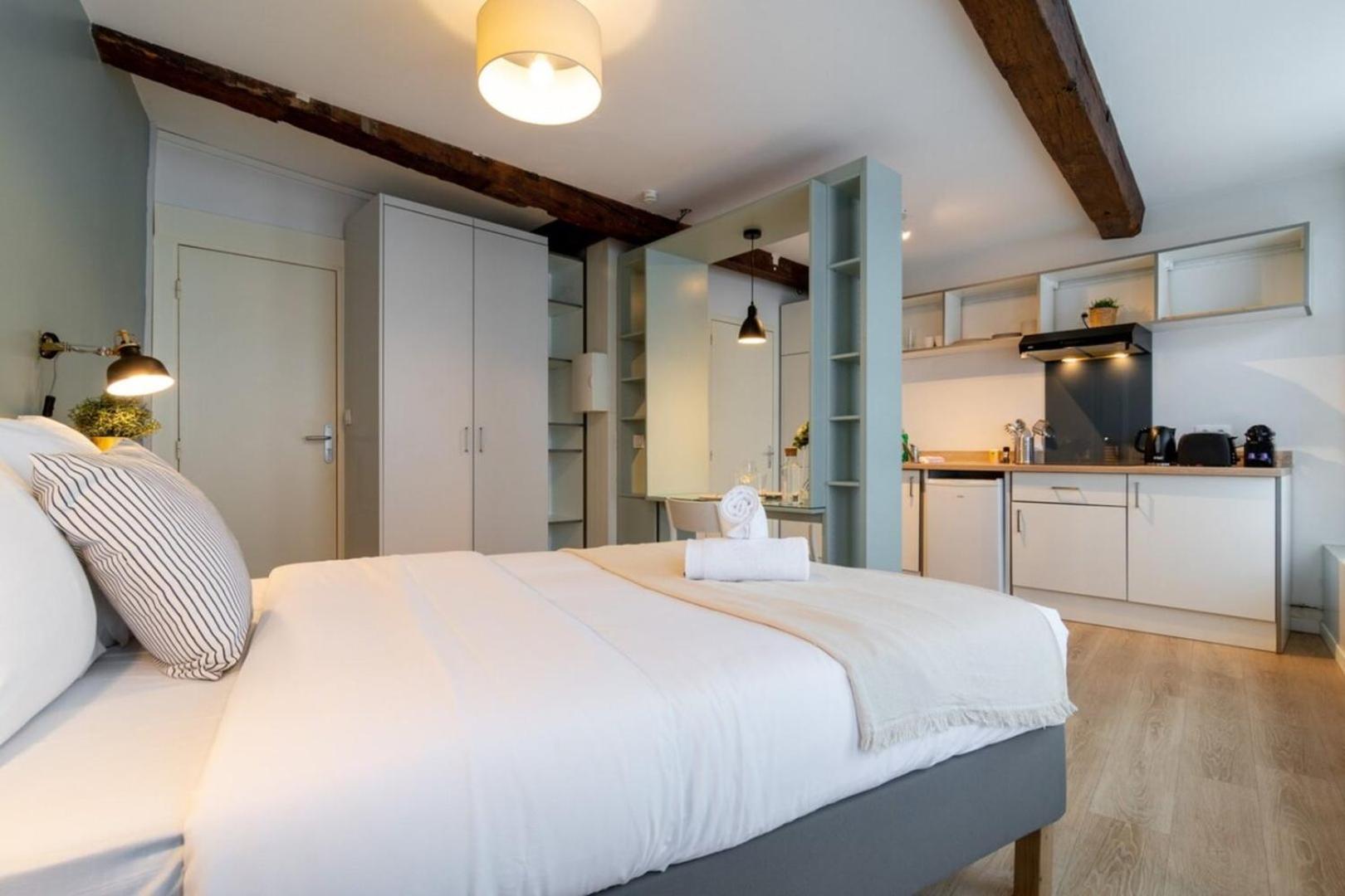 Hypercentre Train Station - Superb Equipped Appartement *