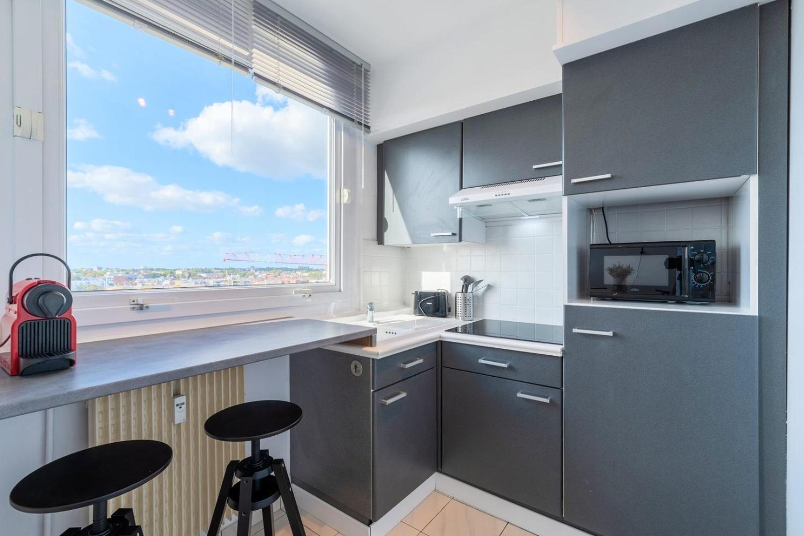 Hellemmes - With Parking ! Appartement Rijsel