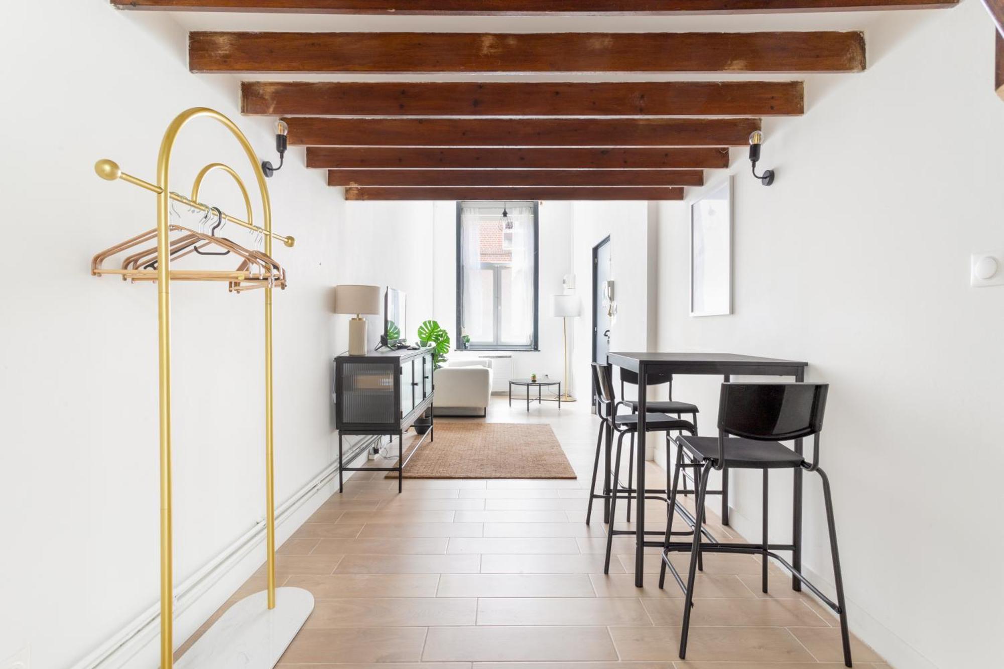 Bel Avec Exterieur Proche Du Metro - Apartment Lille