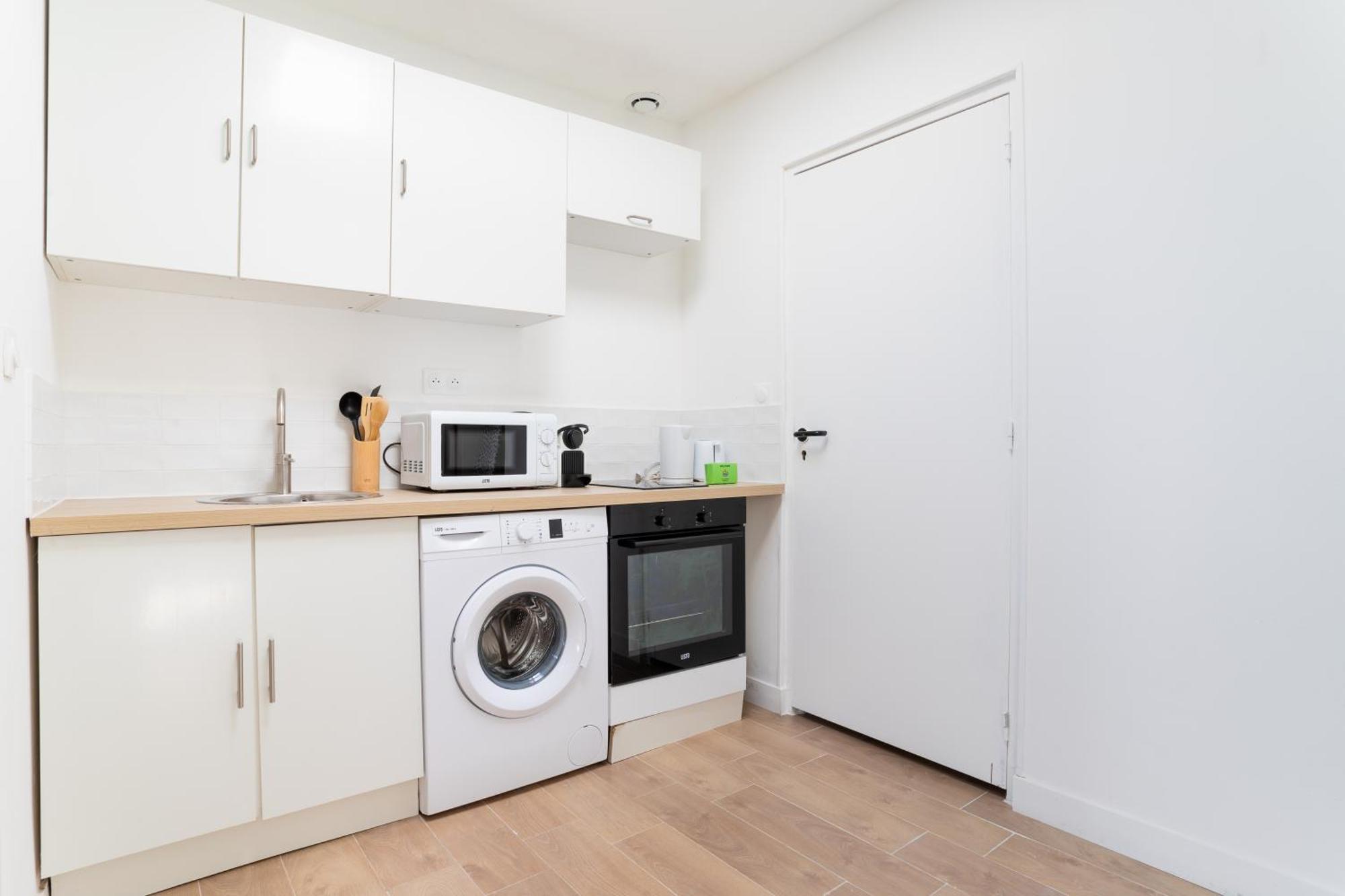 Apartment Bel Avec Exterieur Proche Du Metro -