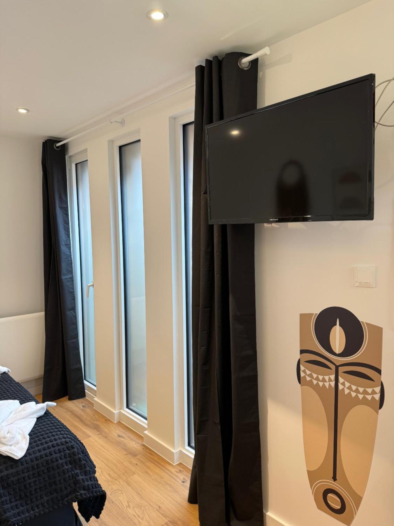 Victorias House Aparthotel