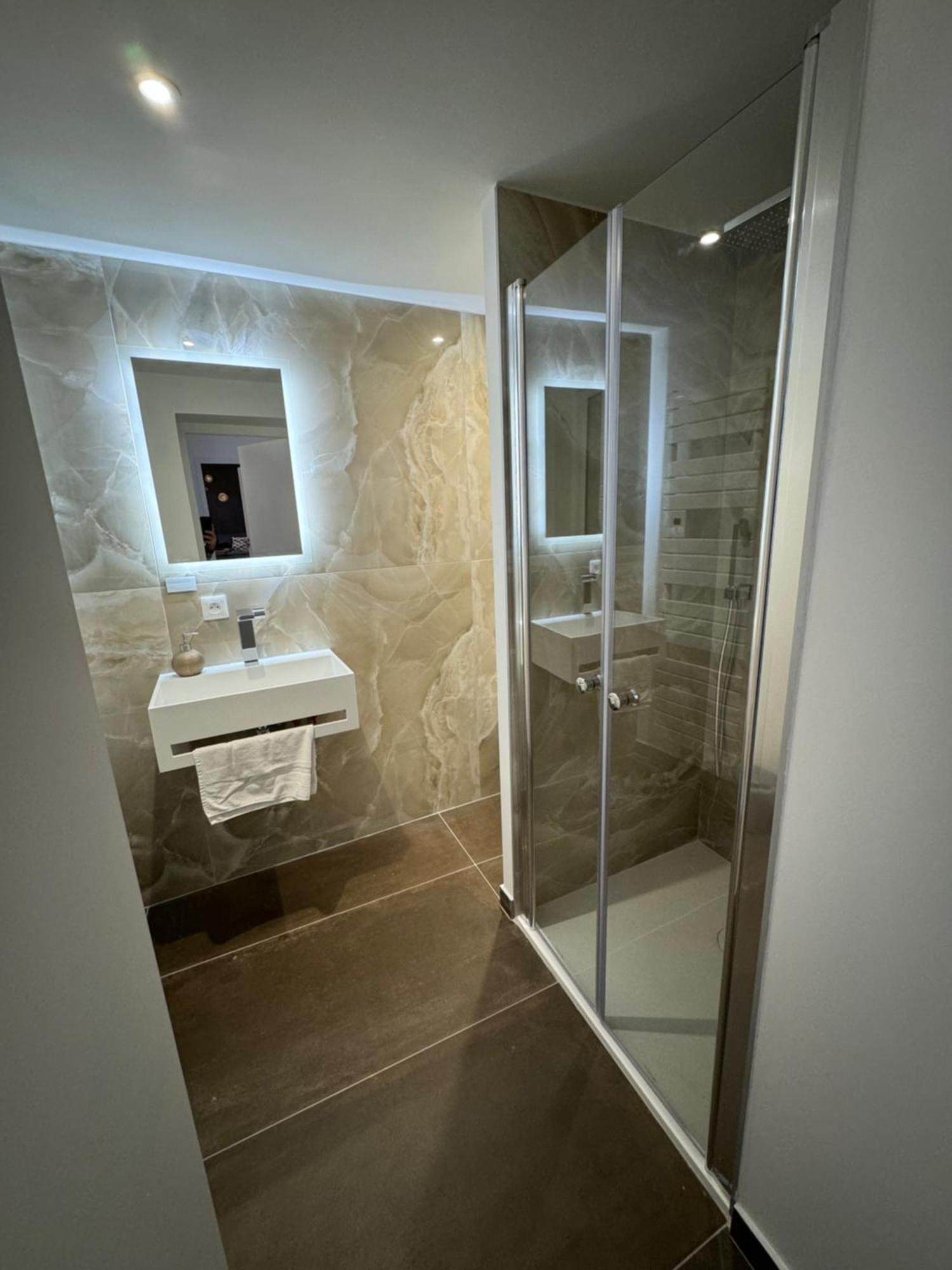 Victorias House Aparthotel