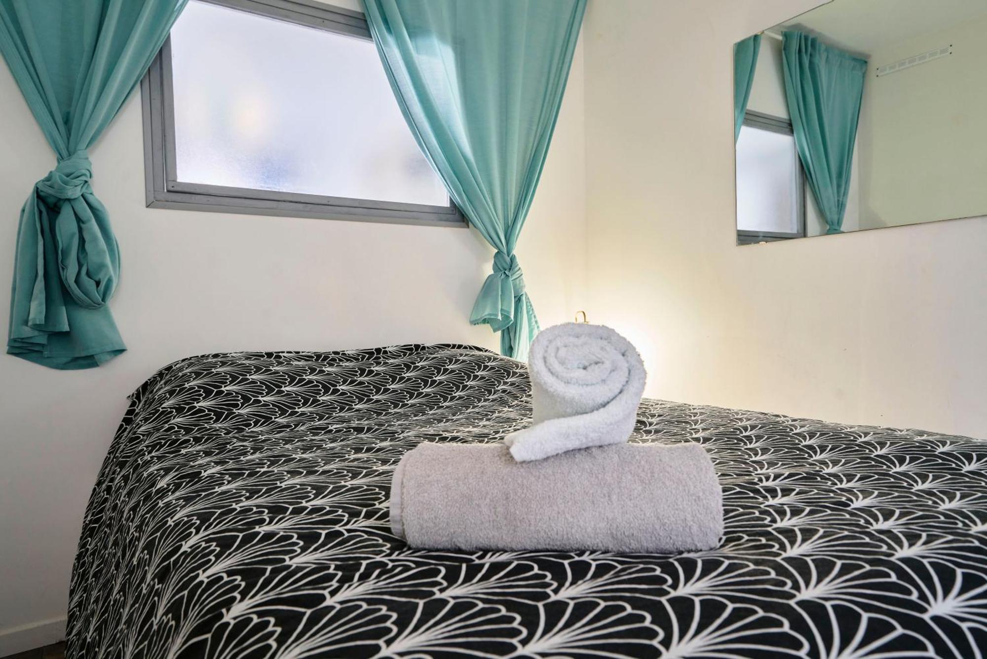 Moderne - Jacuzzi - Jardin Apartment *