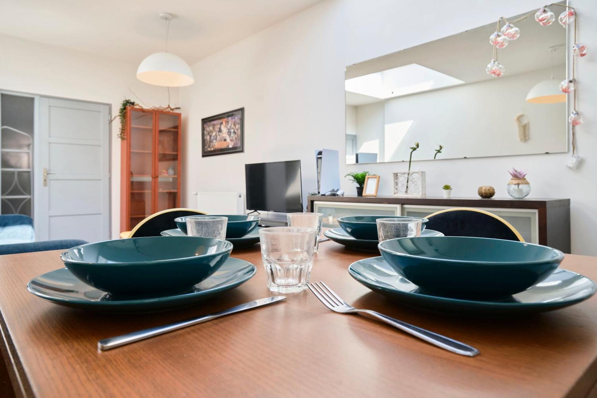 Moderne - Jacuzzi - Jardin Apartment