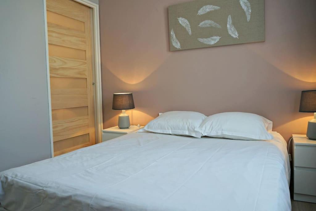 Vieux Avec Parking Et Balcon - Constantine Appartement *
