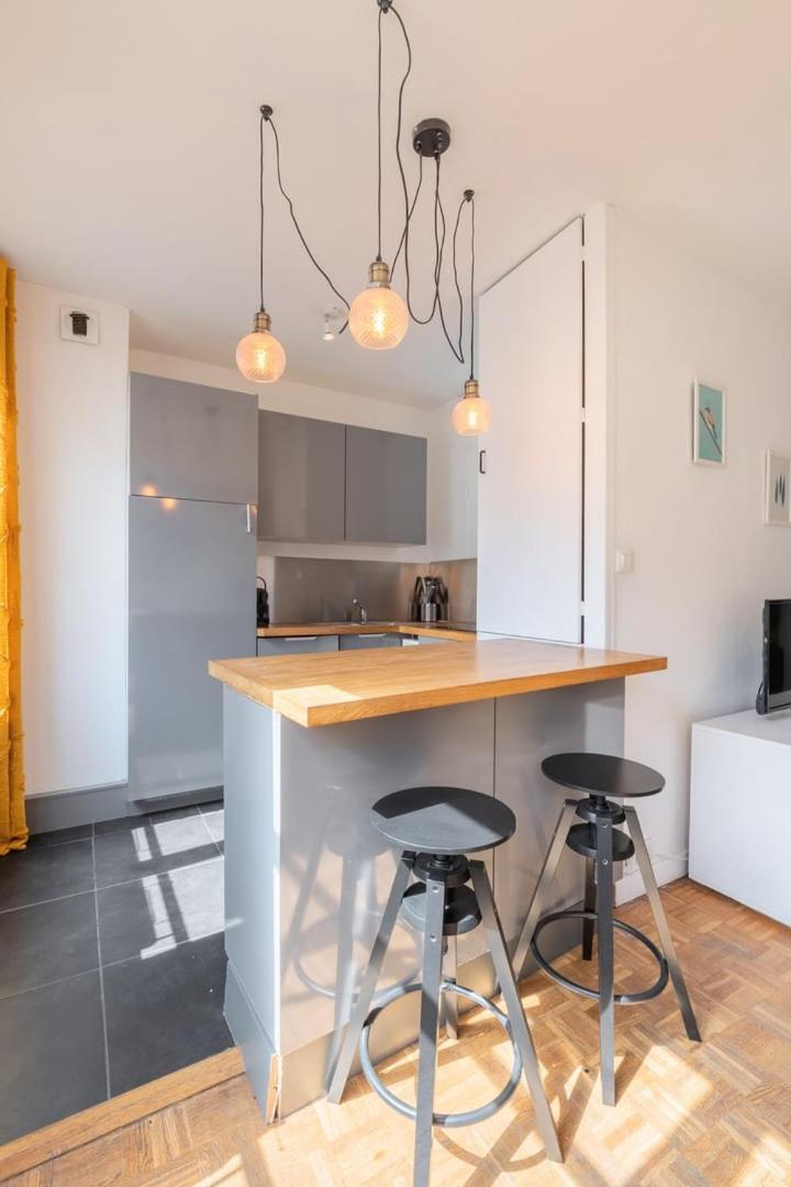 Bright Flat In The Heart Of Vieux Lille. Apartment *