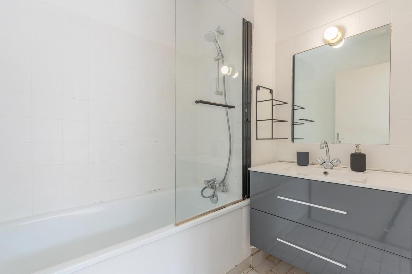 Bright Flat In The Heart Of Vieux Lille. *