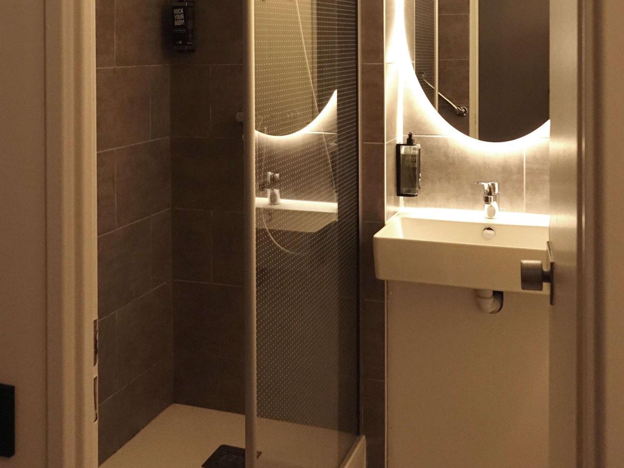 Ibis Centre Grand Place Hotel 3*