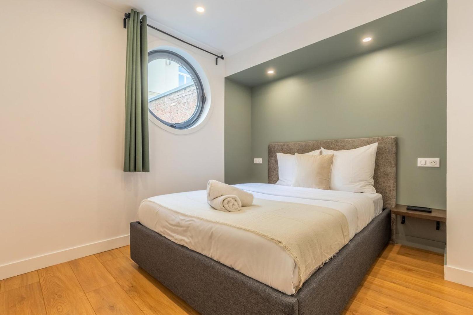 2 Proche Vieux Lille, Avec Parking Appartement *