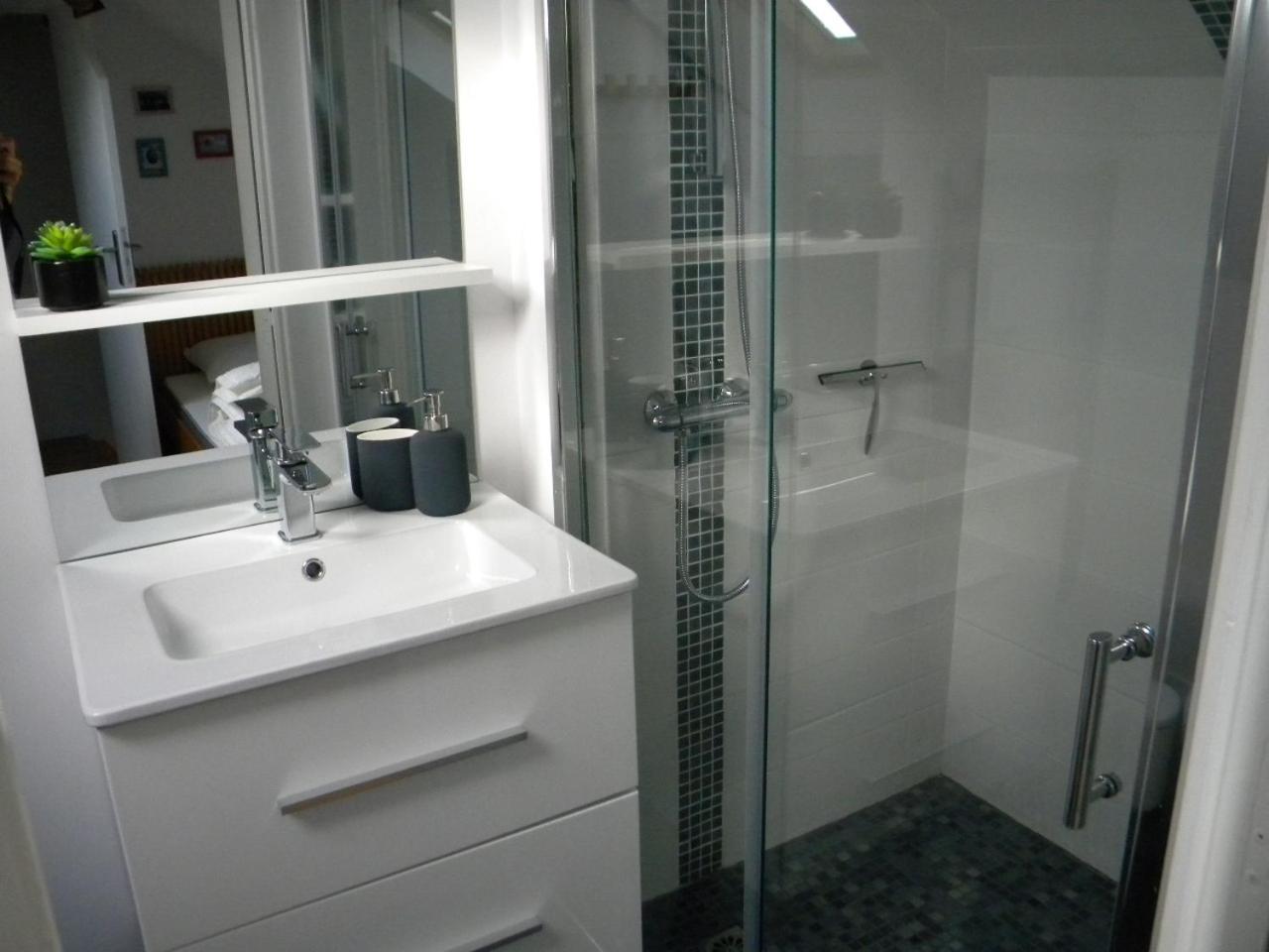 Appartement - Proche Metro - Stationnement Gratuit Rijsel
