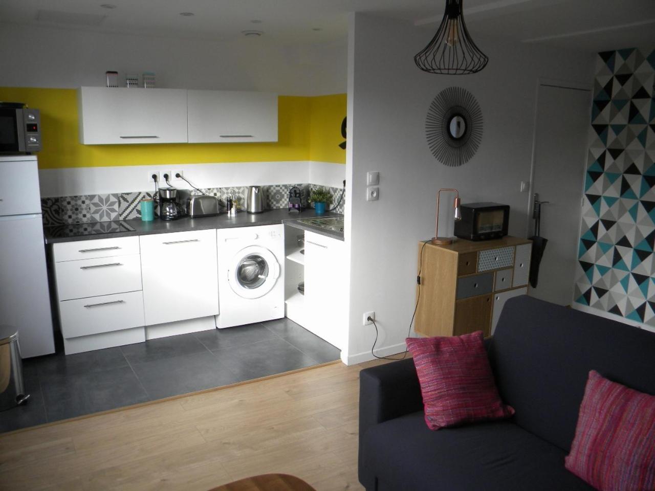 Appartement - Proche Metro - Stationnement Gratuit