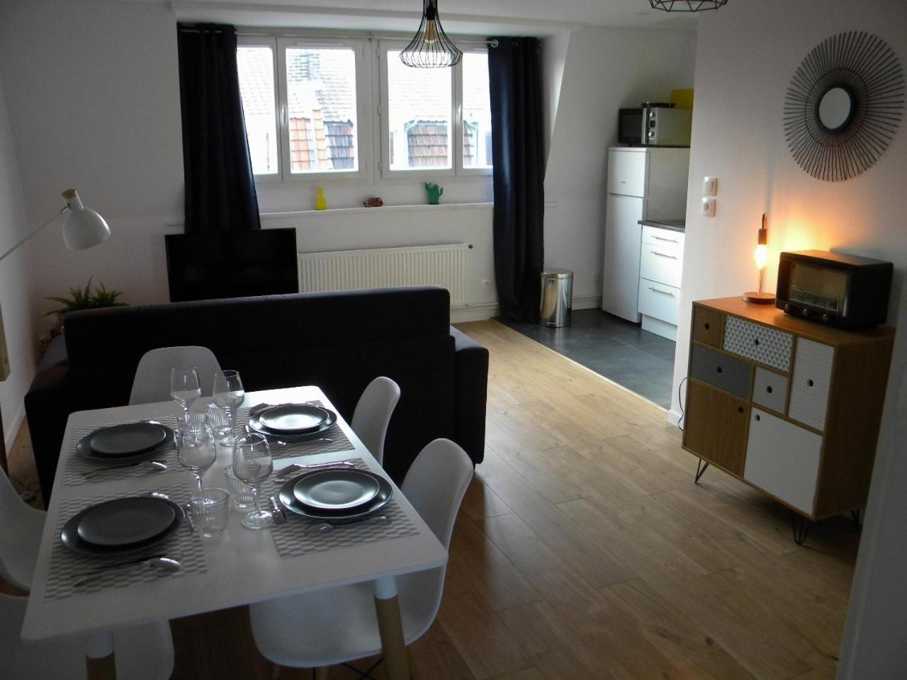Appartement - Proche Metro - Stationnement Gratuit