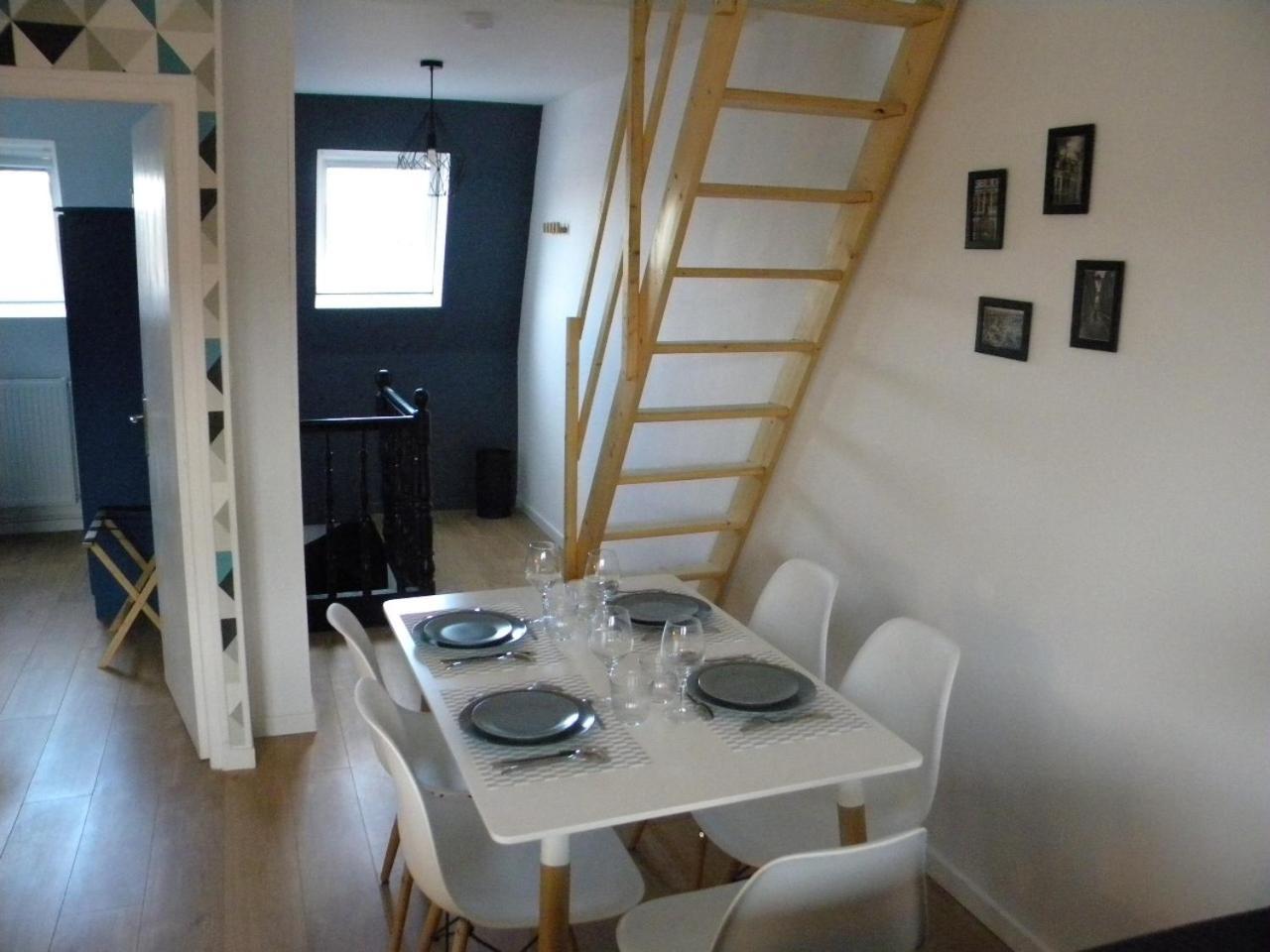 - Proche Metro - Stationnement Gratuit Appartement *